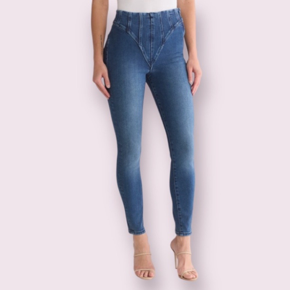 Good American Good Legs Skinny Jeans